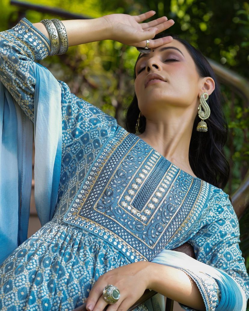 Women's Beautiful kurti Pant & Malmal Duppatta