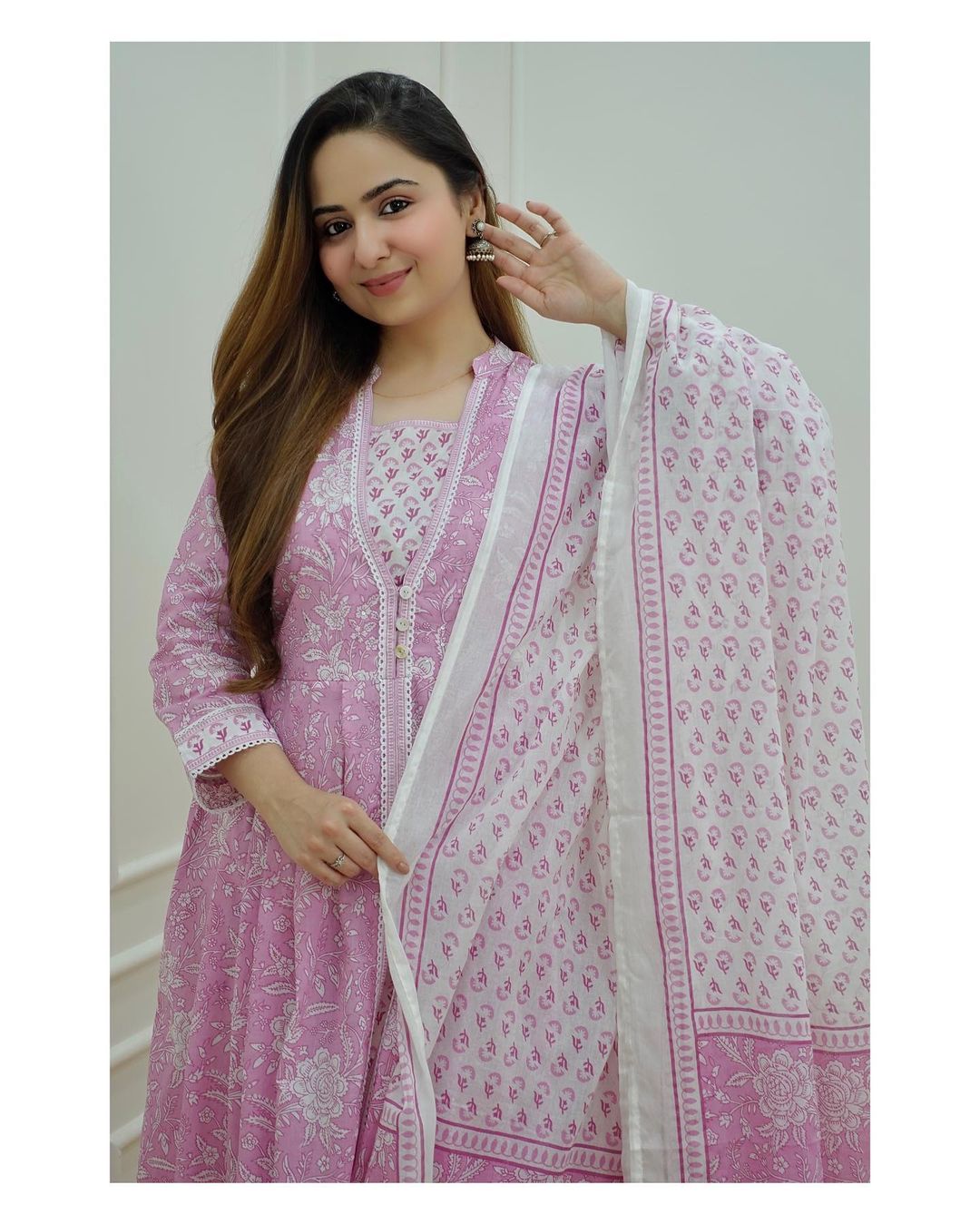 Women's Beautiful Purple Colour Cotton Suit Prints Kurti Pant