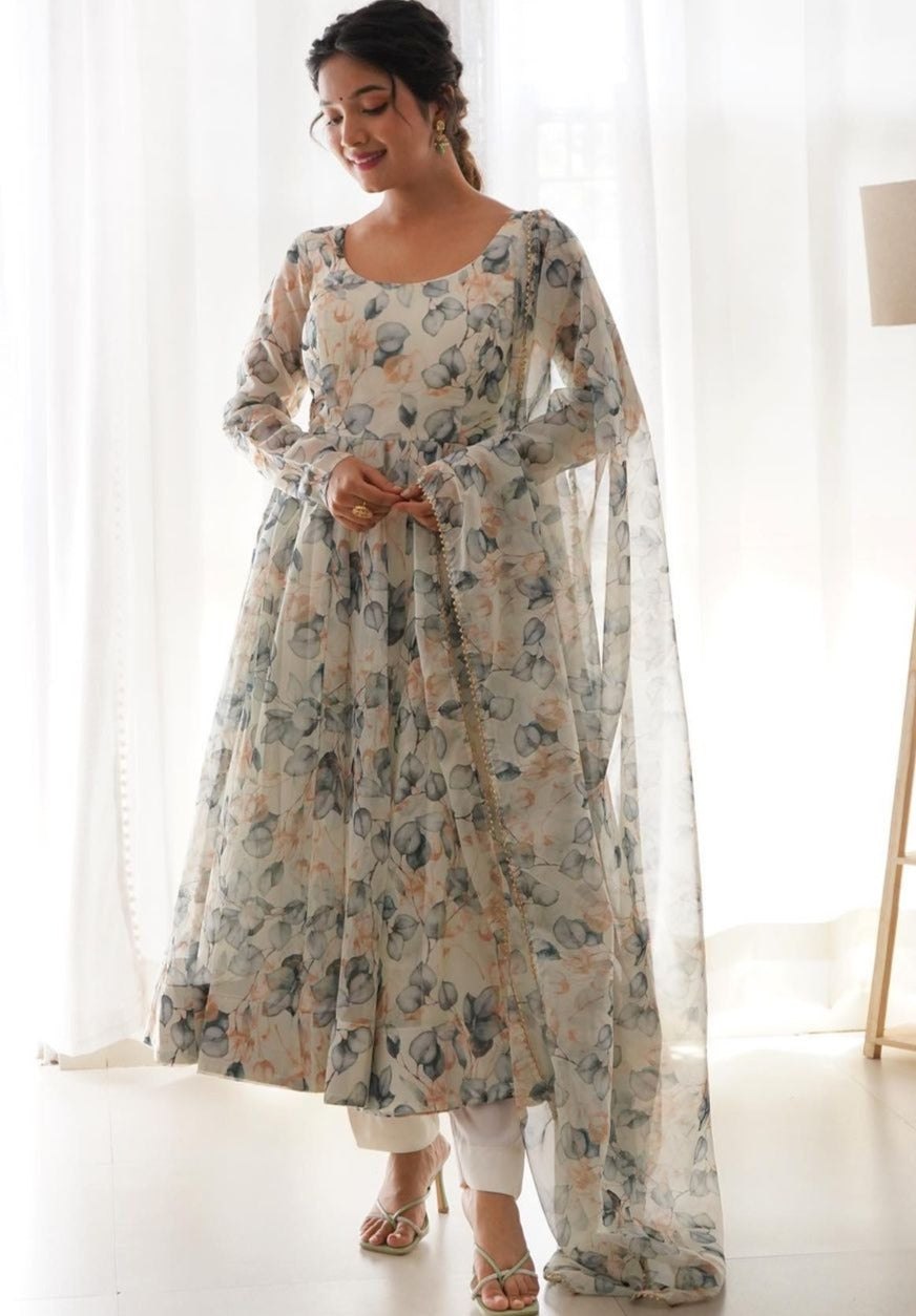 Heavy Silk Organza Print Kurta Set With Dupatta