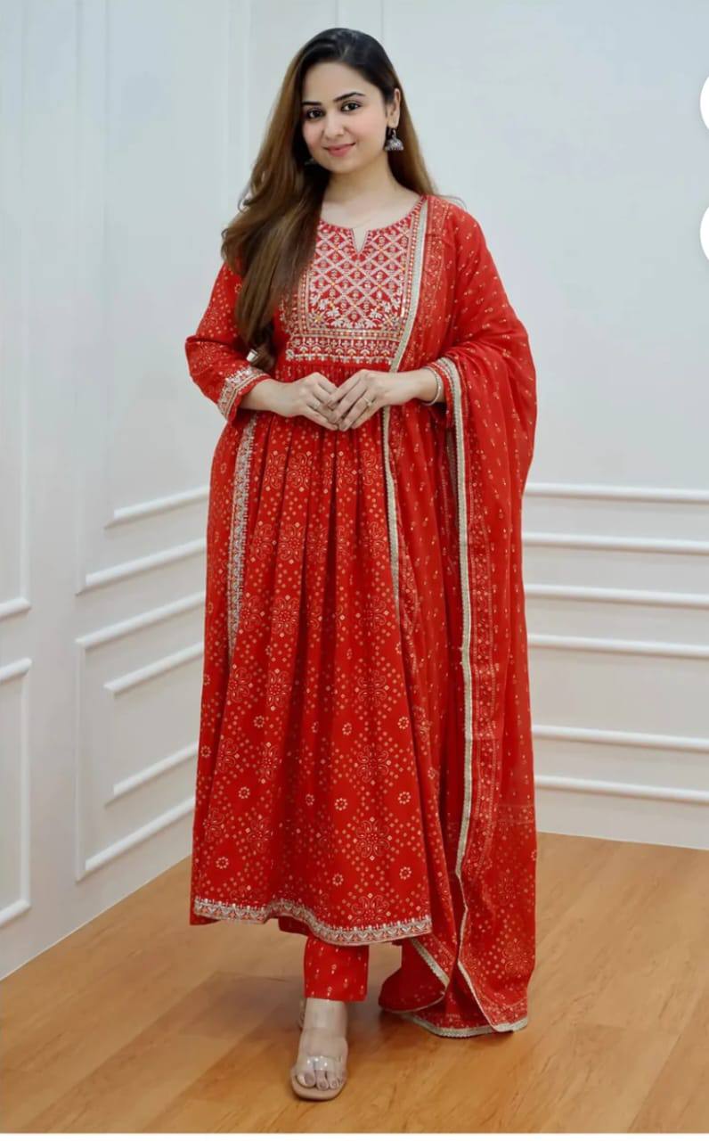 Women Viscose Rayon Kurta With Pant And Dupatta Set