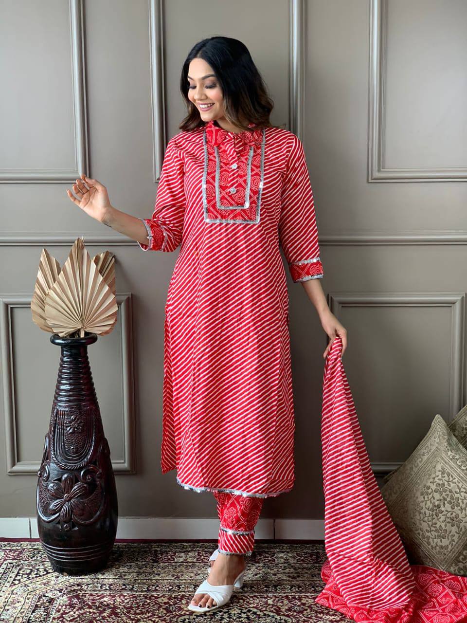 Beautiful Cotton Collar Kurta Set With Embroidered Lace Work