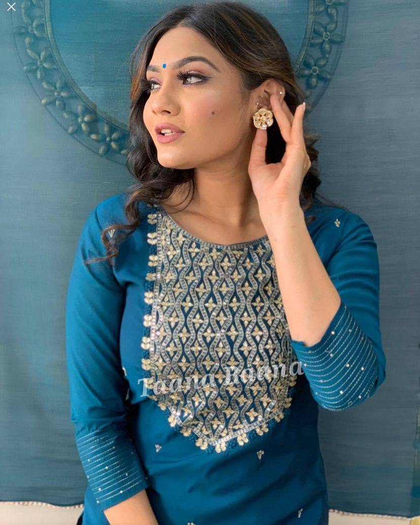 Rayon Embroidered Kurta Set With Dupatta