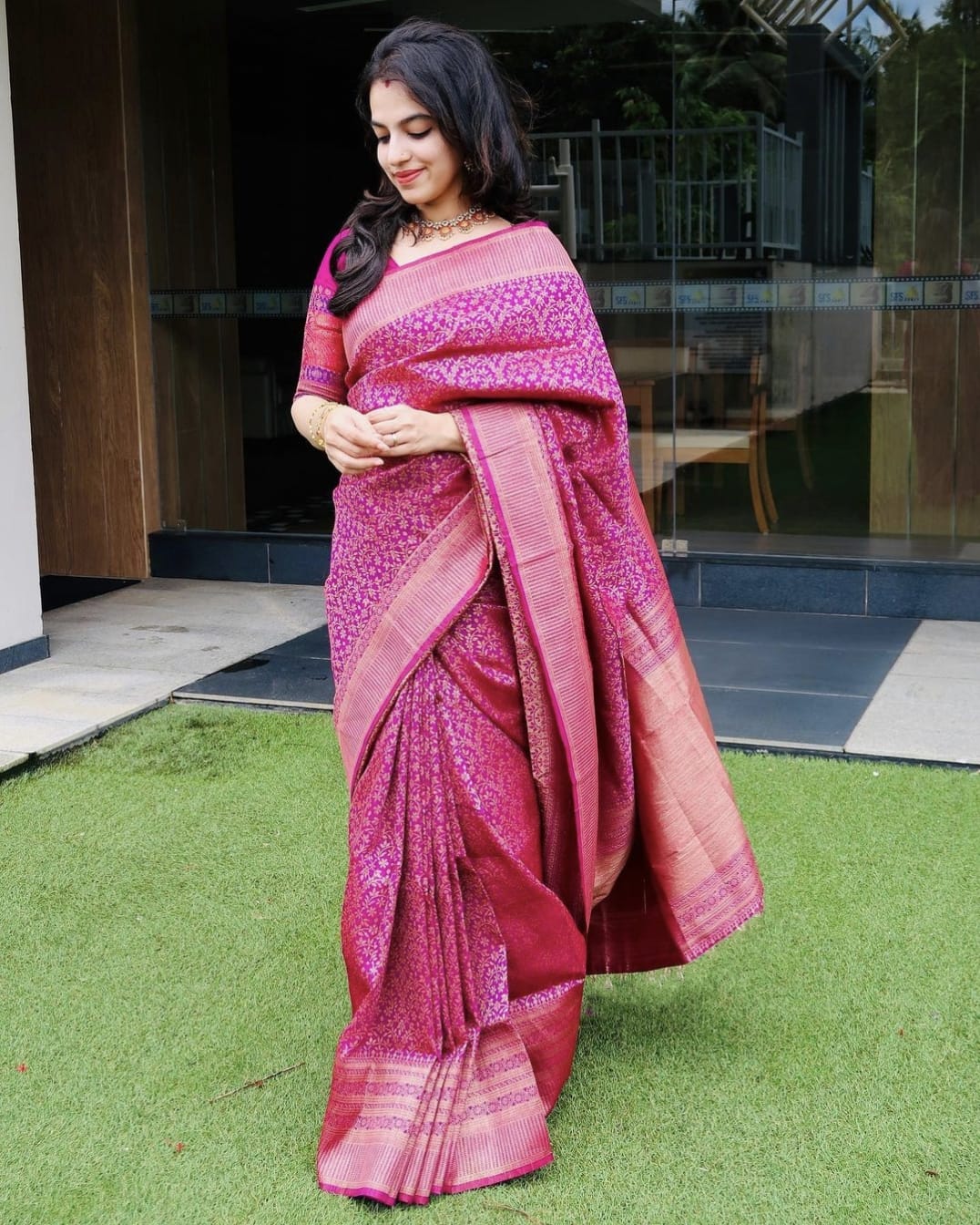 Soft Lichi Silk Saree  Rich Pallu & Jacquard Work
