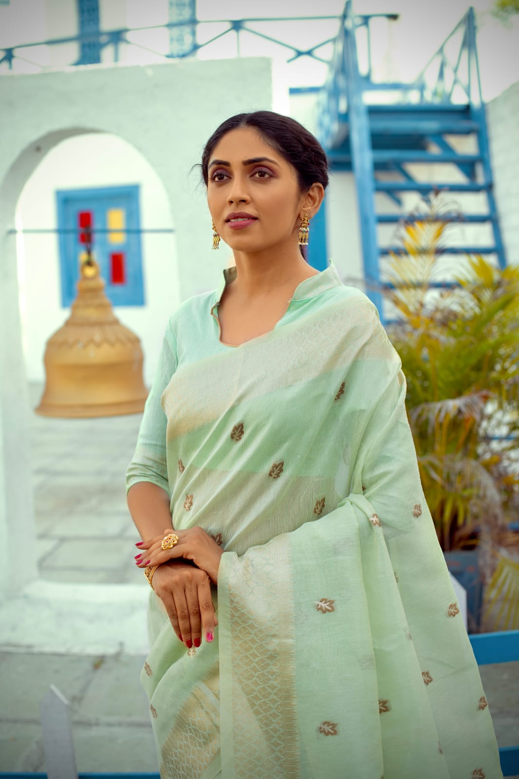 Linen Tissue Saree With Zari Border