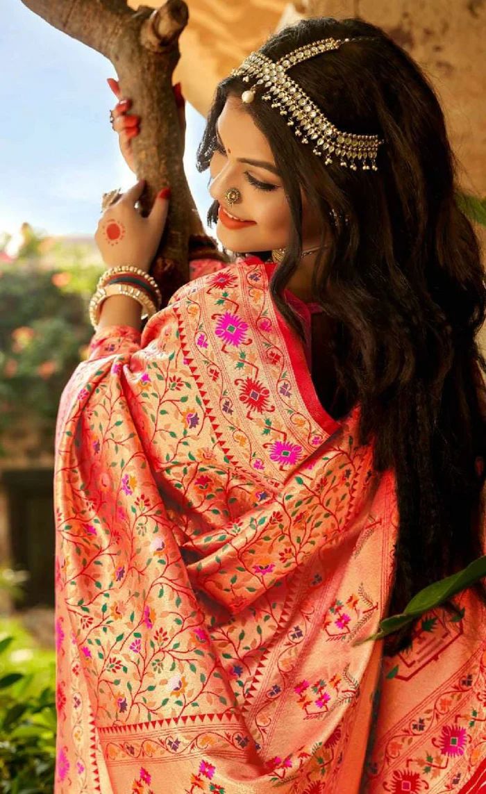 Red Soft Silk Handloom Saree With  Jari Work