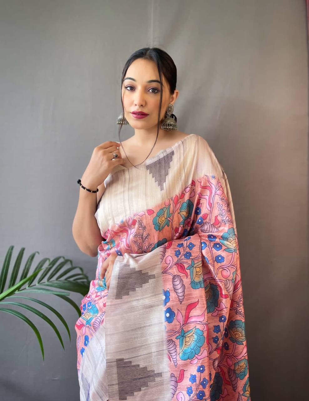 Pink Tusser Sarees With Kalamkari Prints All Over With Woven Temple Border