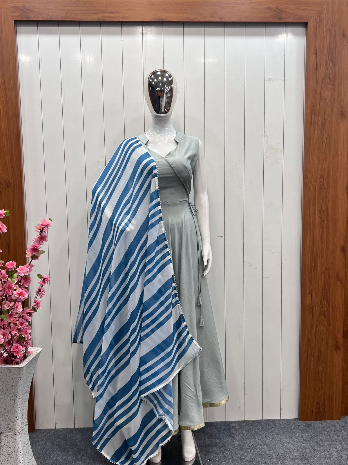 Gorgeous Maska Cotton Silk Kurti With Pent And Dupatta