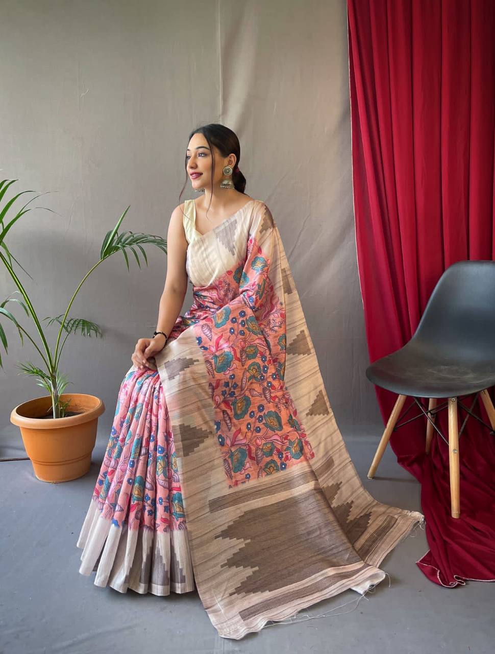 Pink Tusser Sarees With Kalamkari Prints All Over With Woven Temple Border