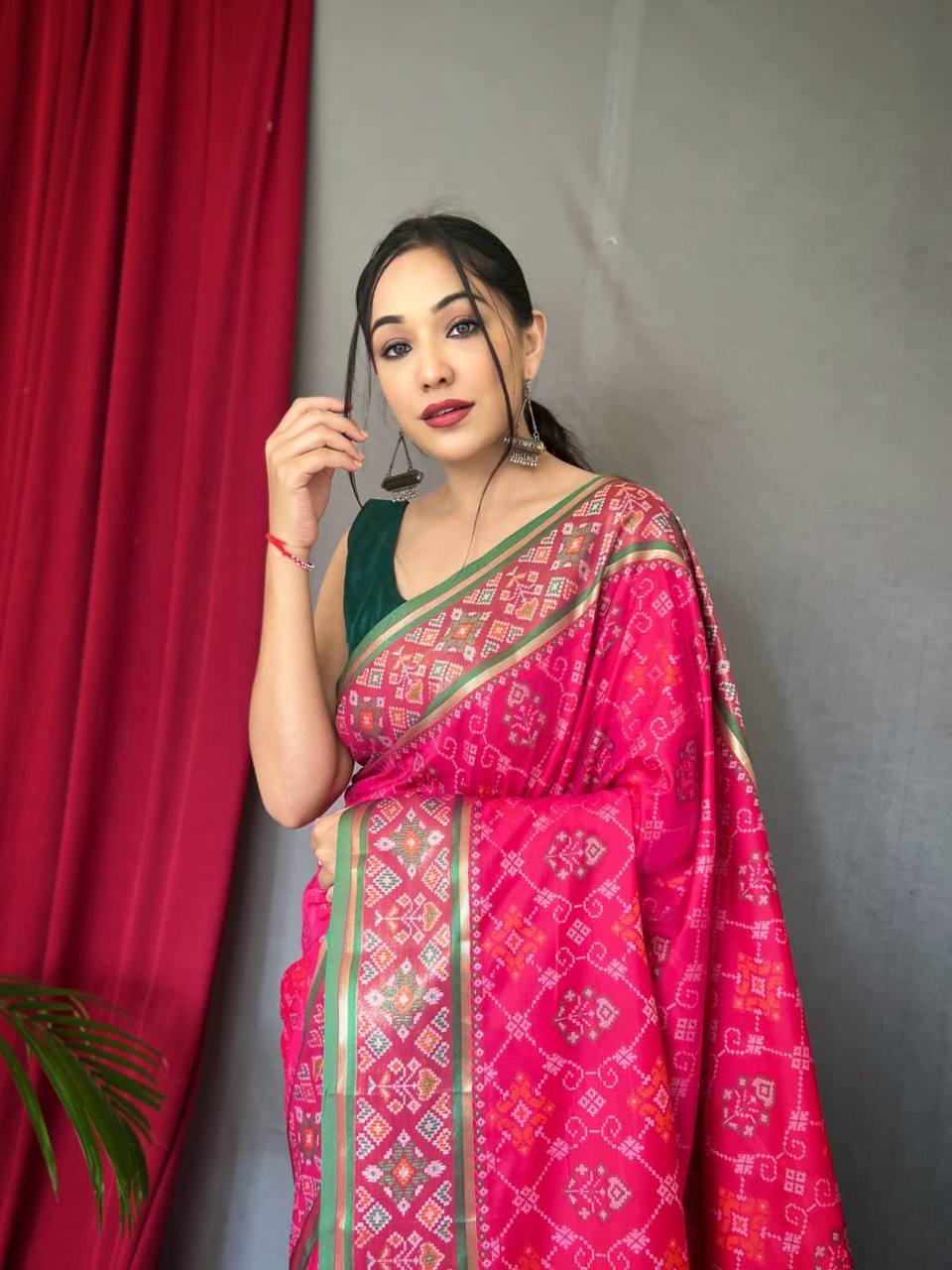 Rani Soft Rangeen Patola Silk Saree