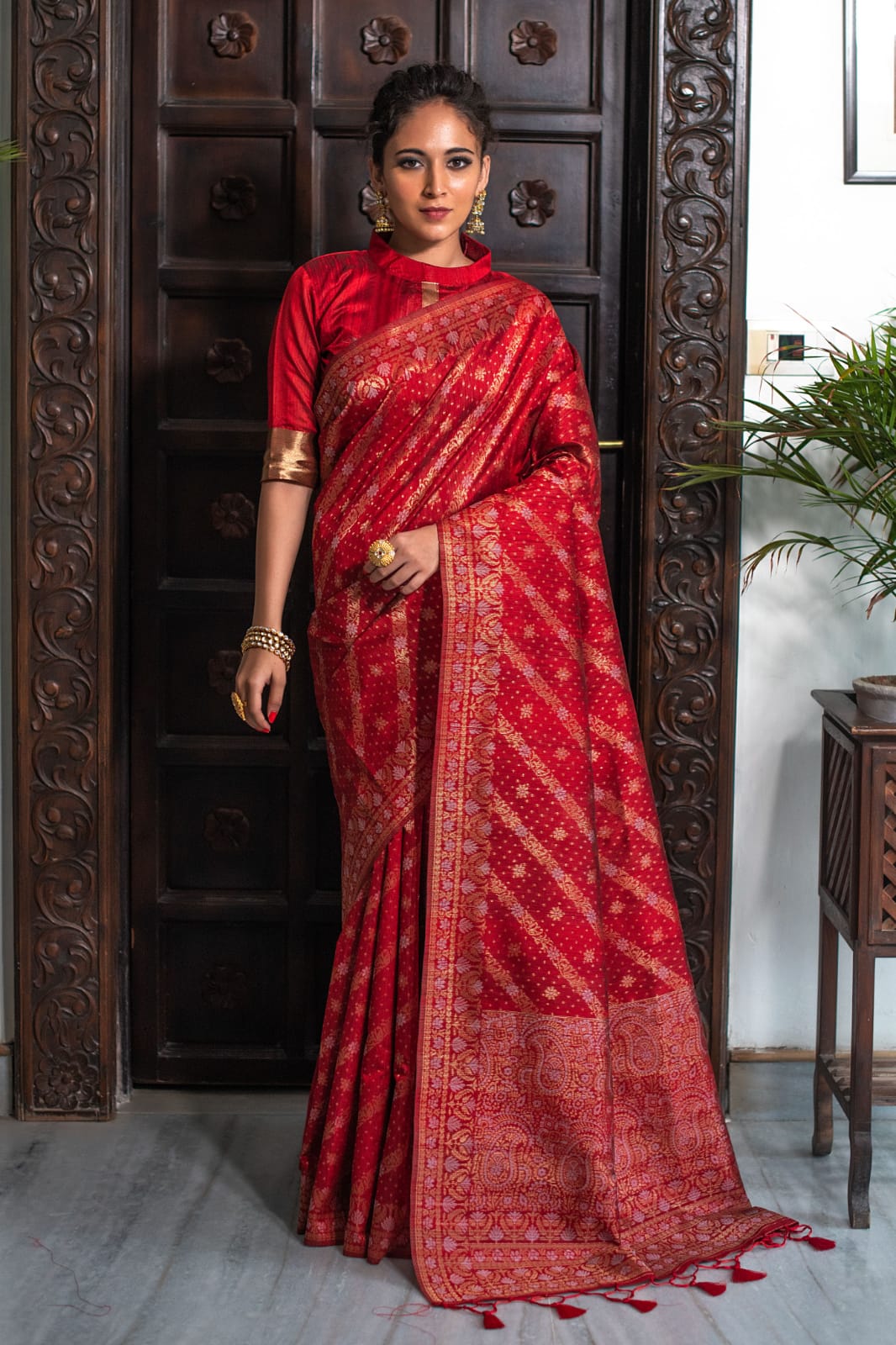 Red Pure Tussar Silk Jamdani Weaving Saree With Zari Woven Border