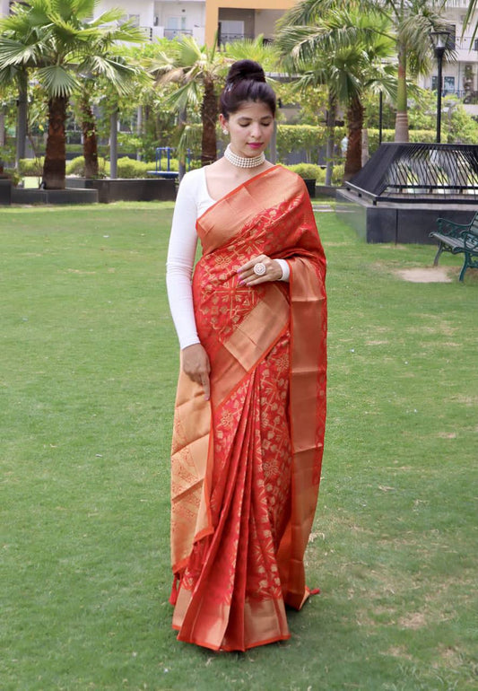 Red Bandhej Silk Saree With Weaving Gold Zari Border