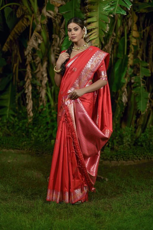 Red Banarasi Soft Silk Saree With Butti Weaves