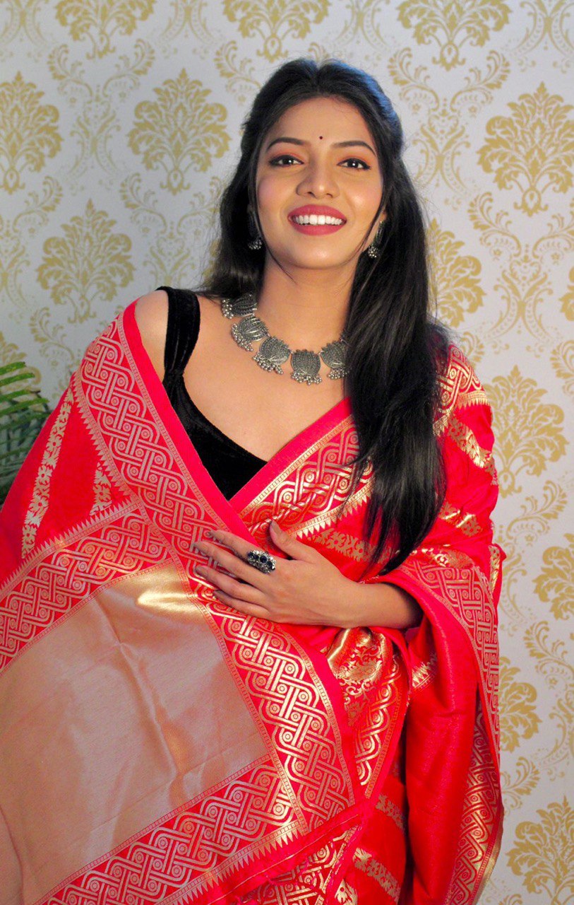 Red Leriya Pure Zari Weaving saree