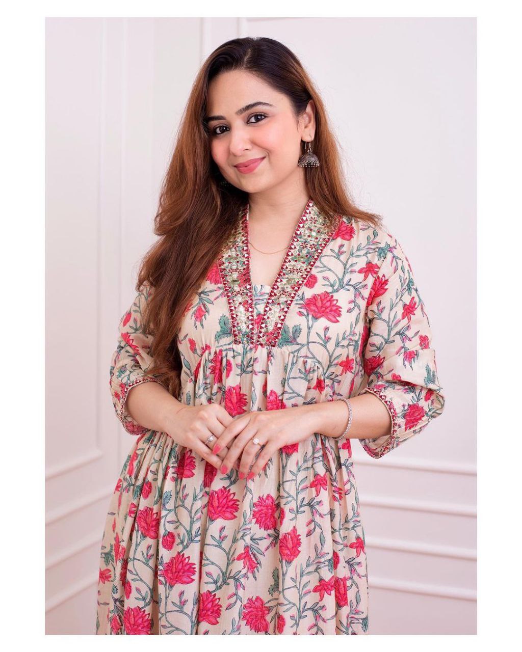 Flower Printed Kurta Set With Machine Embroidery