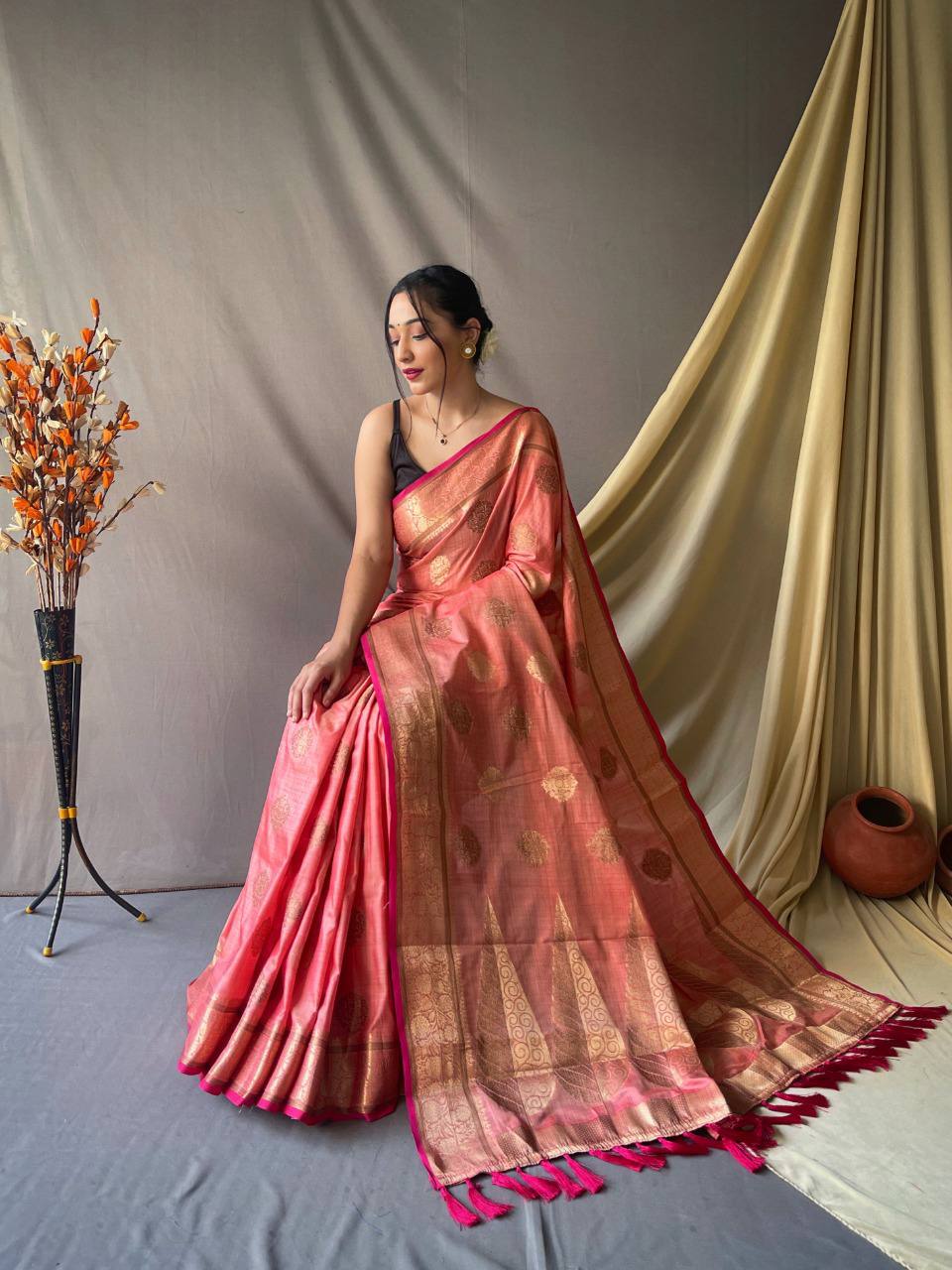 Pink Pure Cotton Linen Saree With Copper And  Gold Zari Mottifs