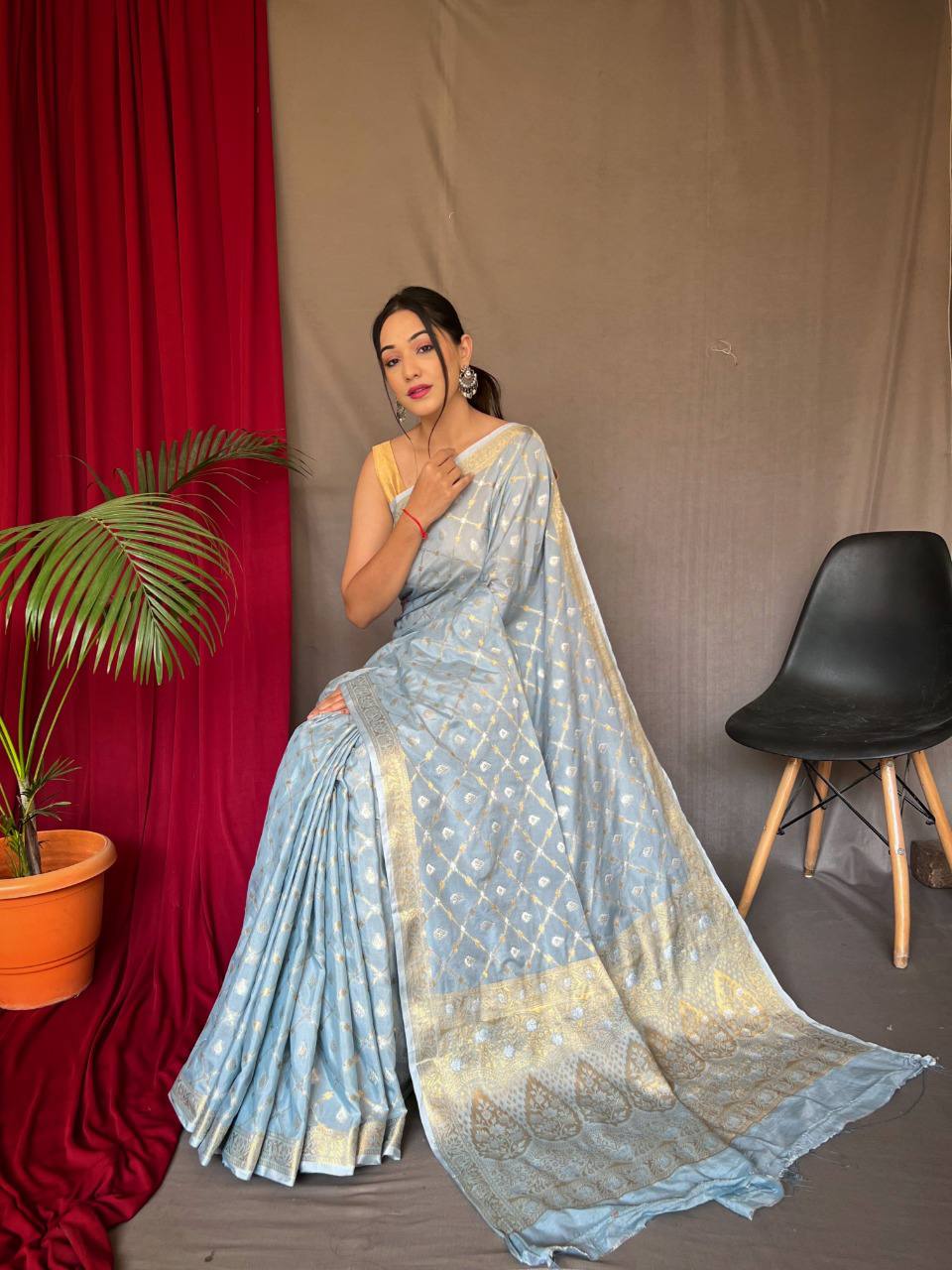 Grey Pure Muslin Soft Silk Saree