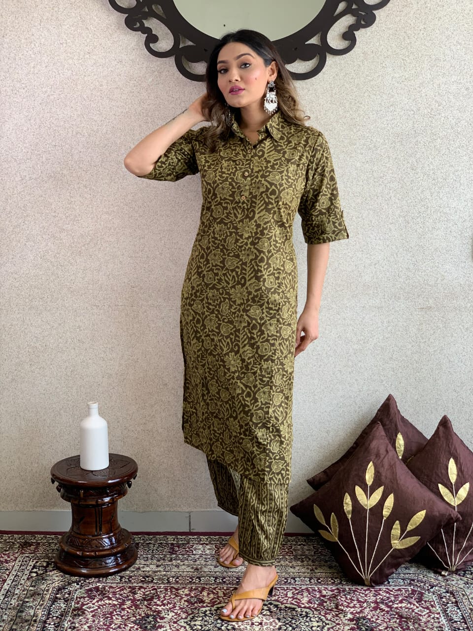 Women's Beautiful Brown Colour Cotton Kurta & Bottomwear