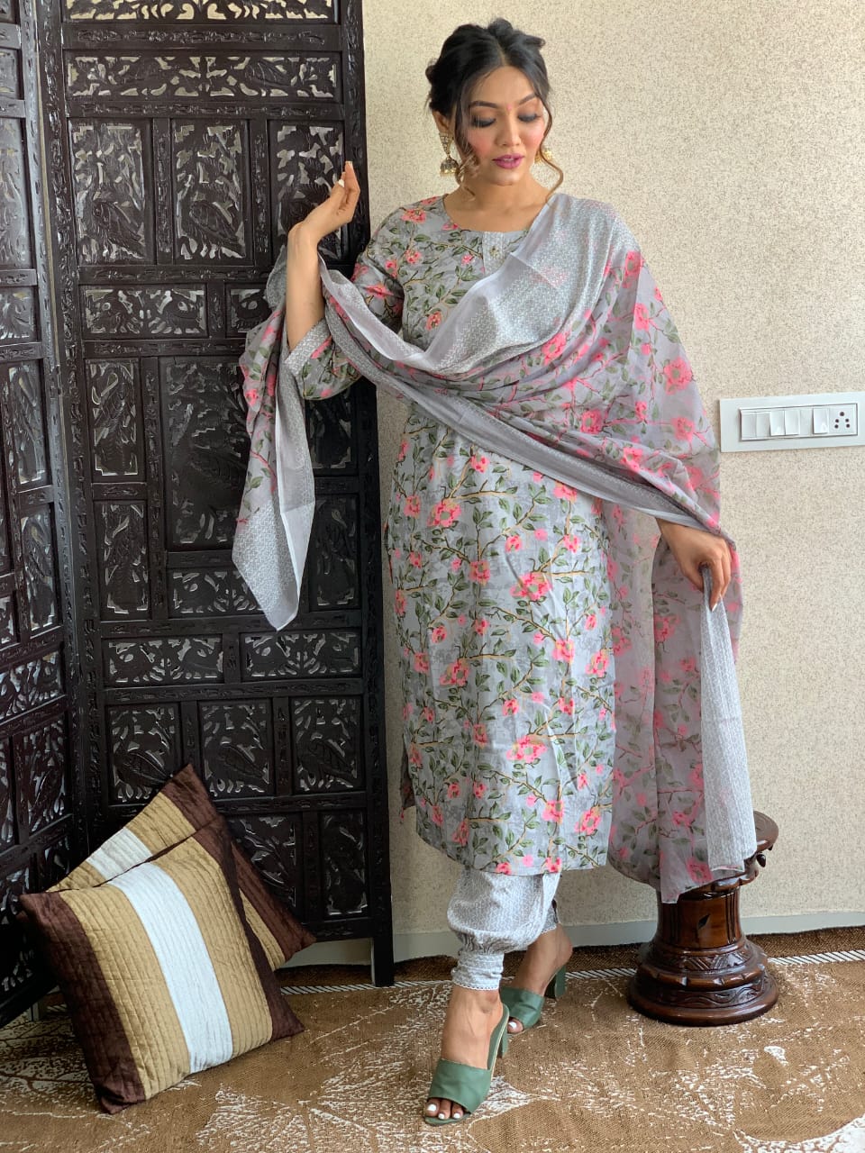 Latest Traditional Flower Print Bandhani Afgani kurta With Pant