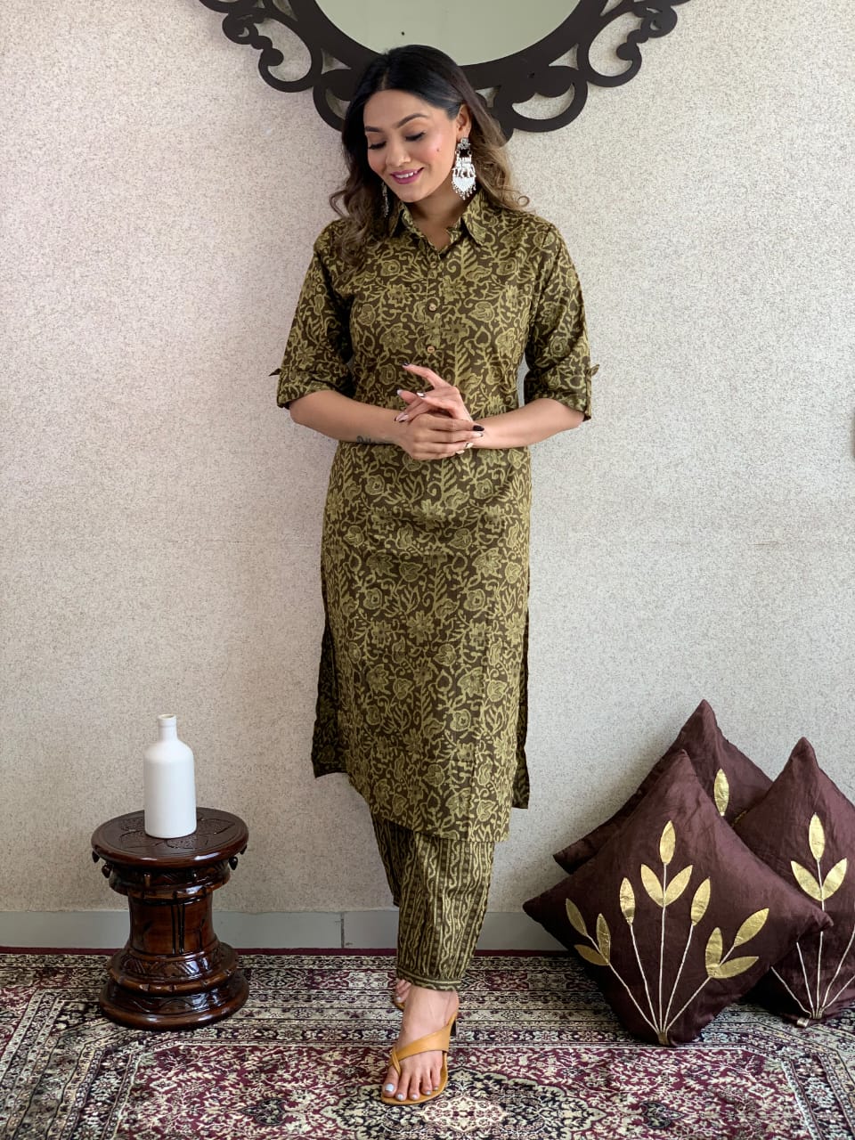 Women's Beautiful Brown Colour Cotton Kurta & Bottomwear