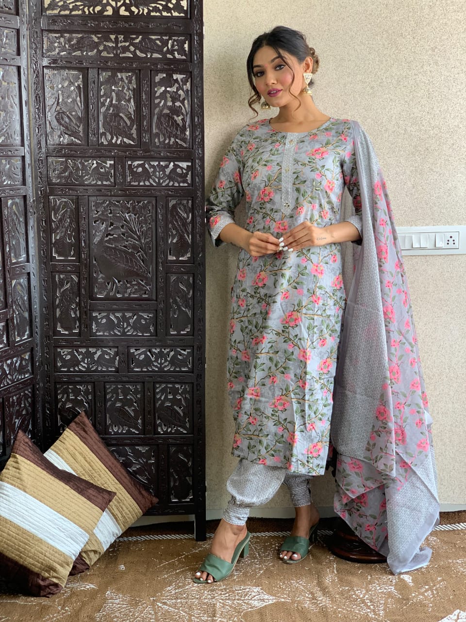 Latest Traditional Flower Print Bandhani Afgani kurta With Pant