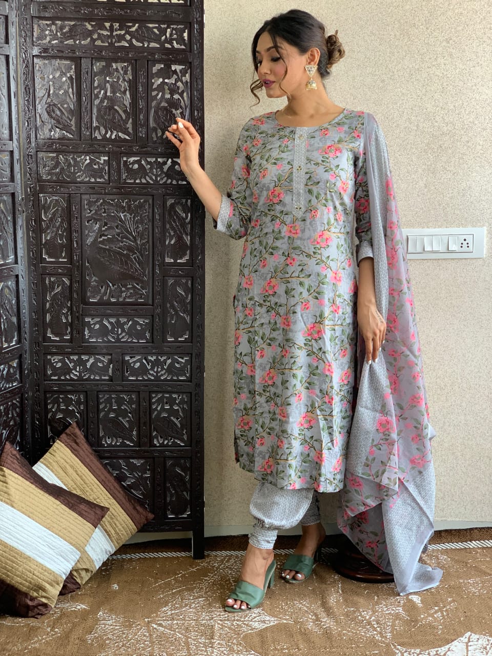 Latest Traditional Flower Print Bandhani Afgani kurta With Pant