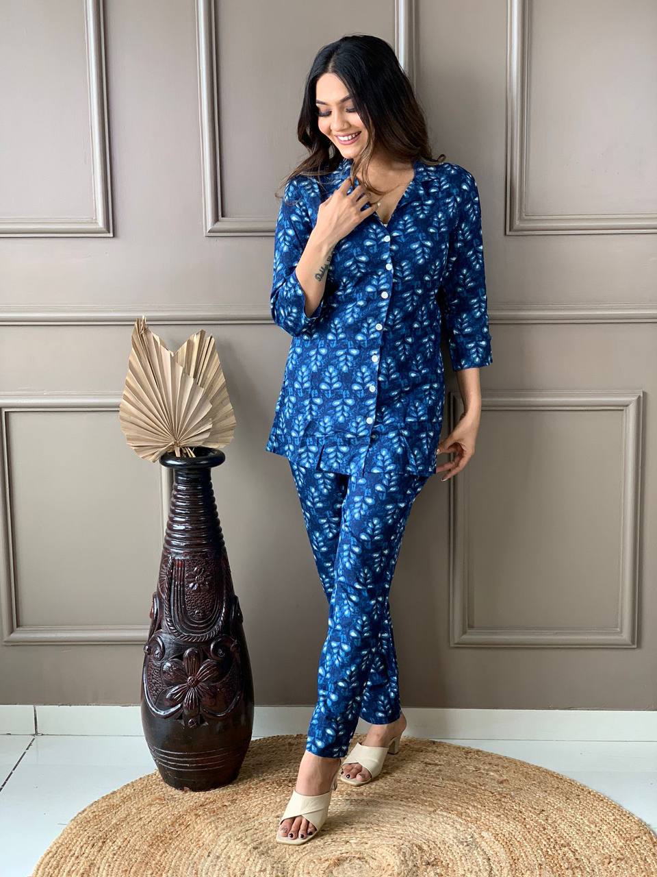 Beautifully Rayon Cord Set In Belt Style