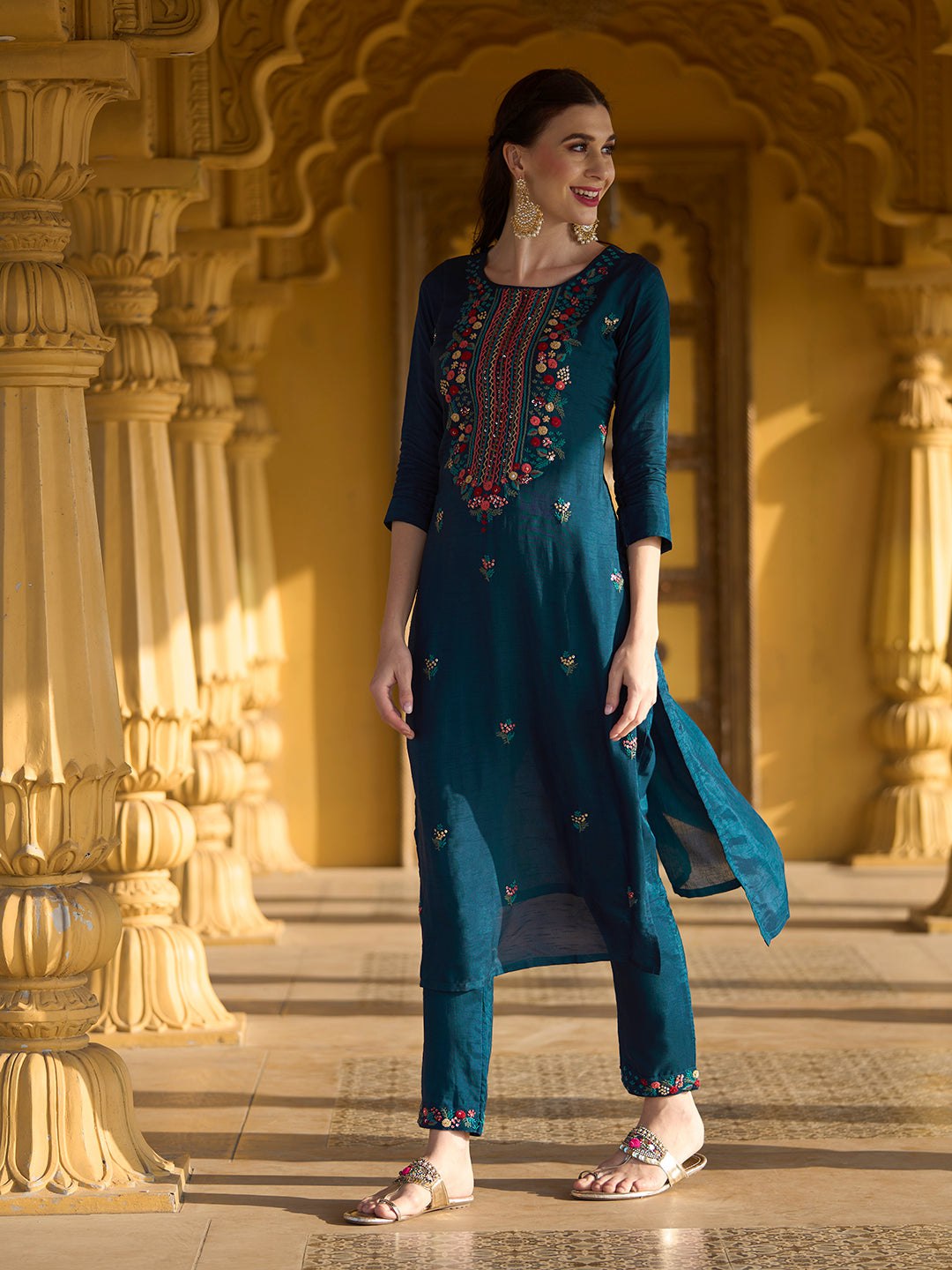 Women's Beautiful Embroidered Kurti With Dupatta