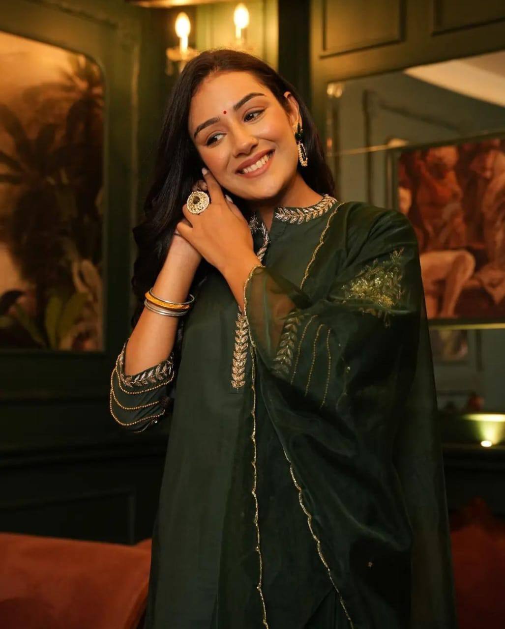 Muslin Gold Zari Embroidered Work Kurta Set With Dupatta