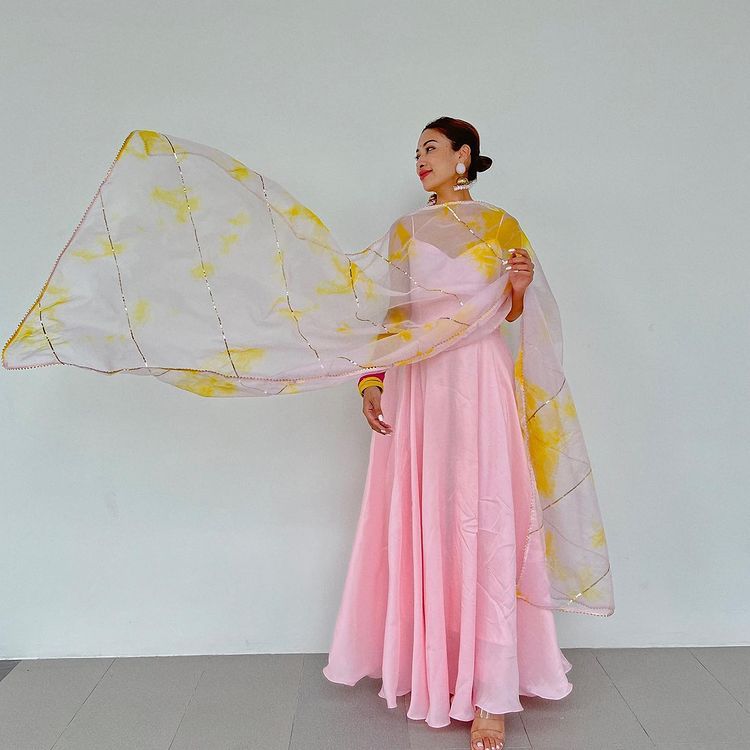 Pink Maska Cotton Silk Anarkali Gown With Shaded Organja Dupatta Full Set With Pent