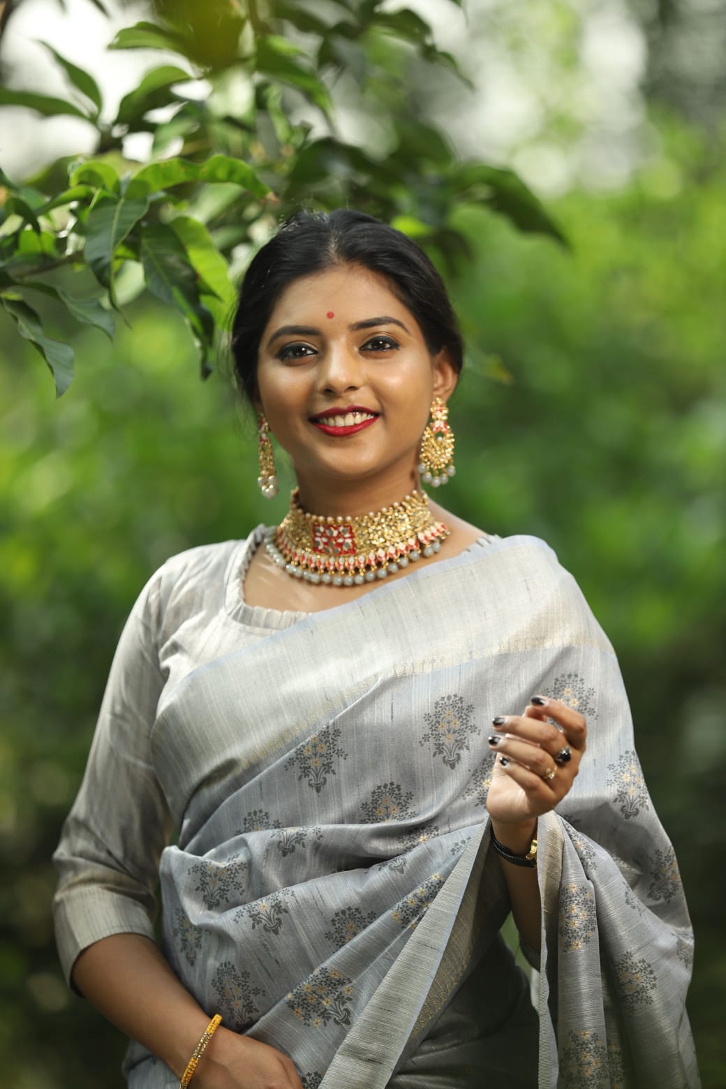 Fossil Beautiful Softy Silk Saree With Zari woven Border