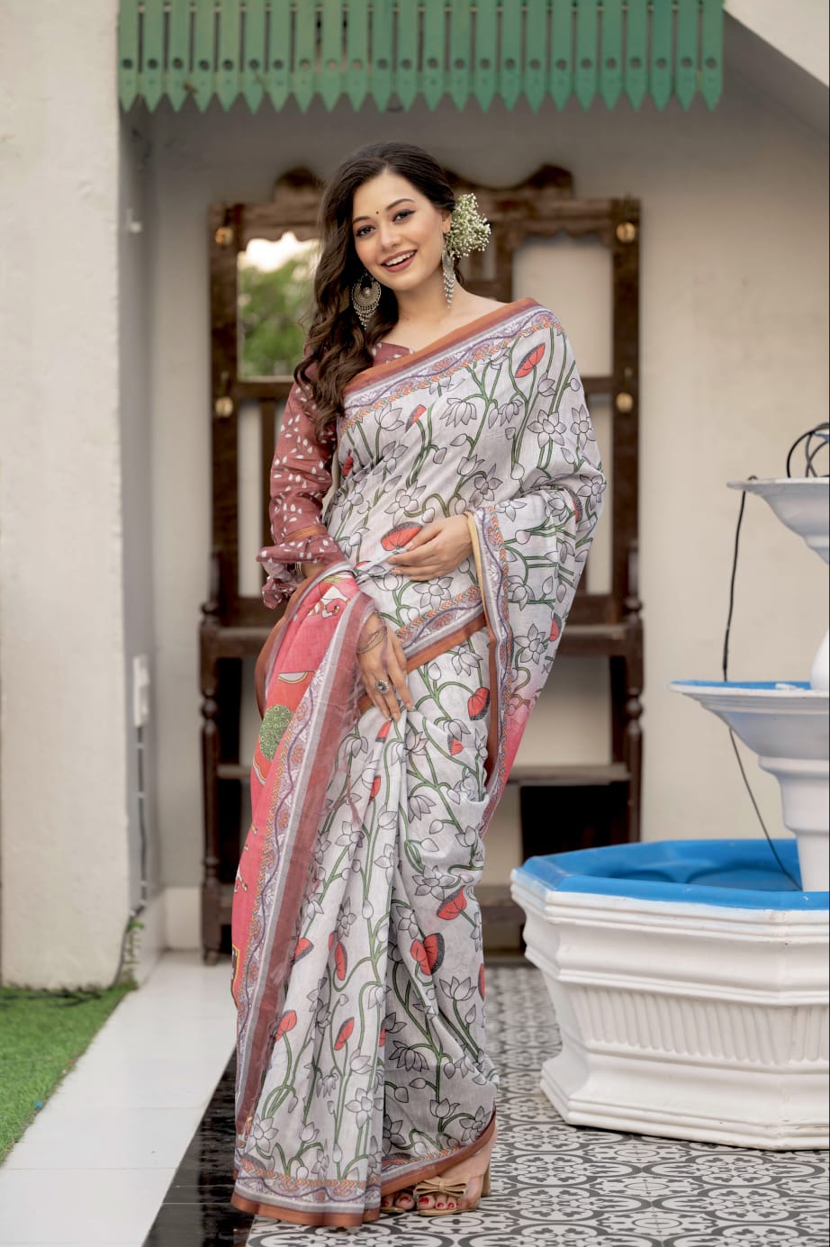 Silver Linen Cotton Pichwai Print  Saree