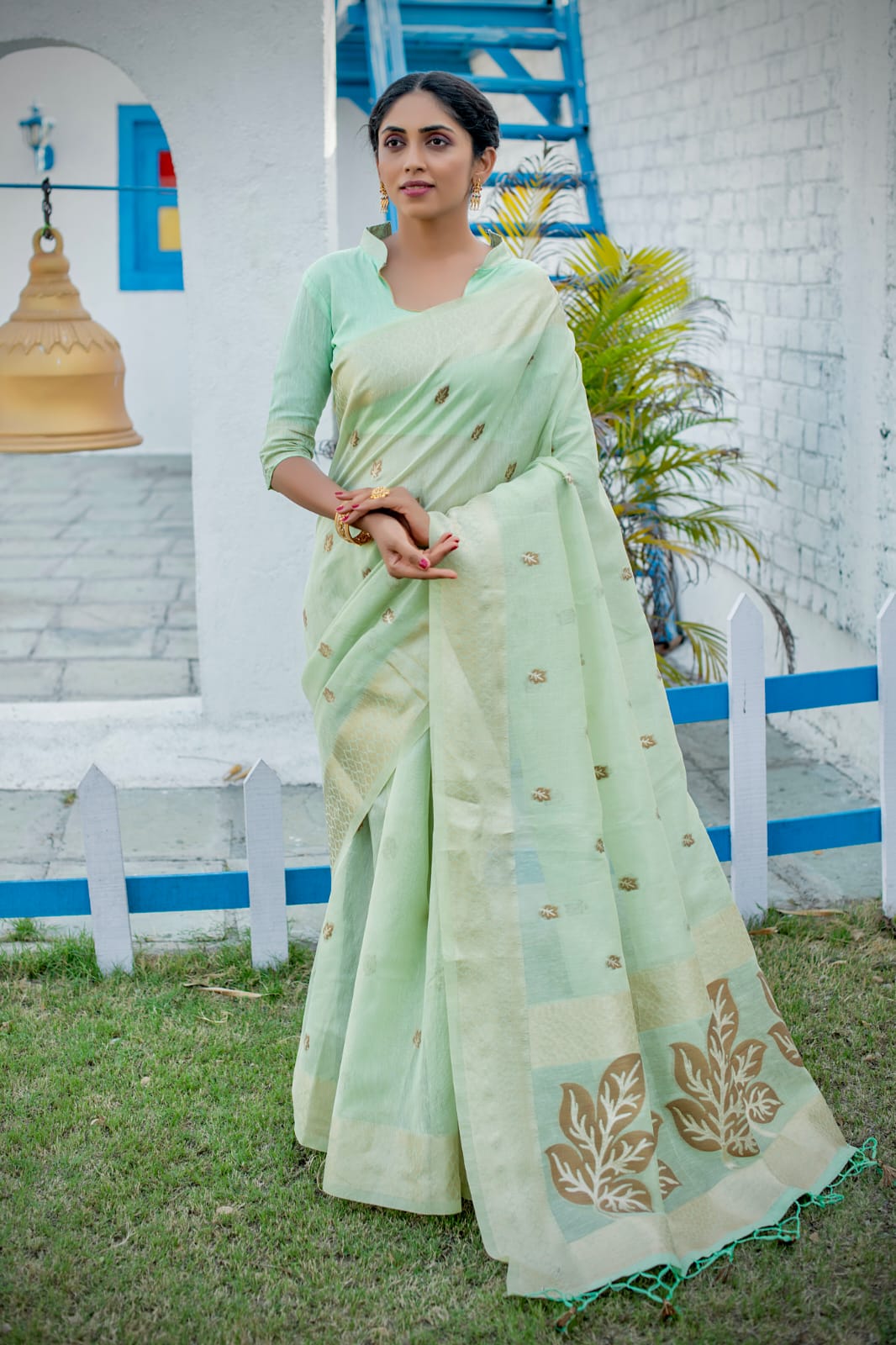 Linen Tissue Saree With Zari Border