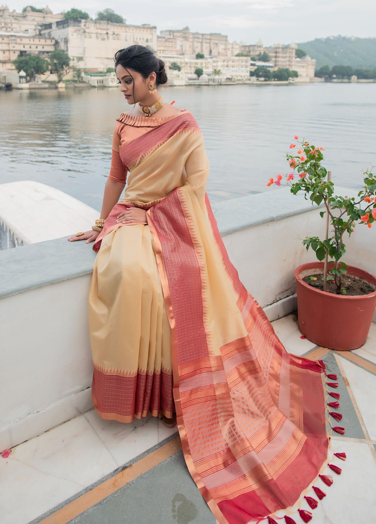 Cream Ikkat Silk Saree With Jhalar