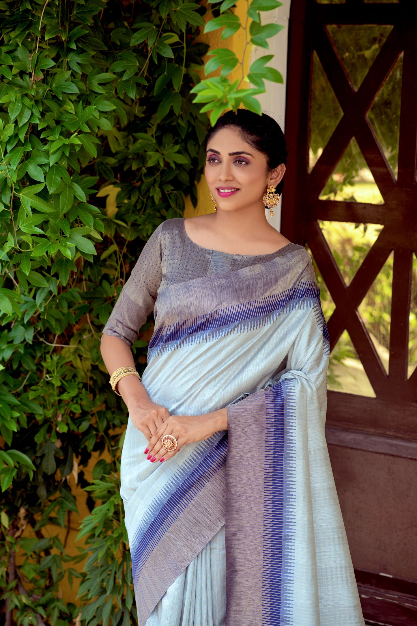Grey Beautiful South Ikkat Saree