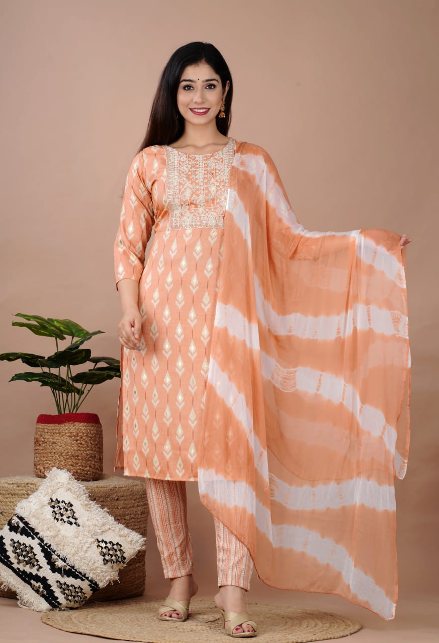Capsule Kurti With Pent And Dupatta Set