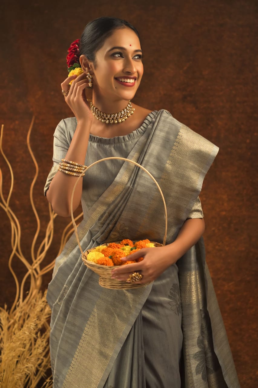 Grey Soft Mulberry Silk Weaving Saree