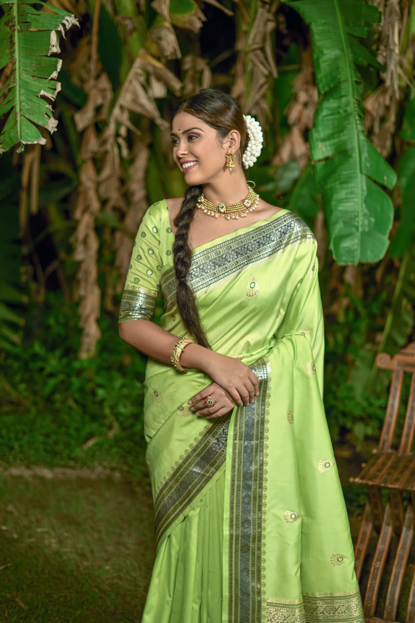 Green Banarasi Soft Silk Saree With Butti Weaves