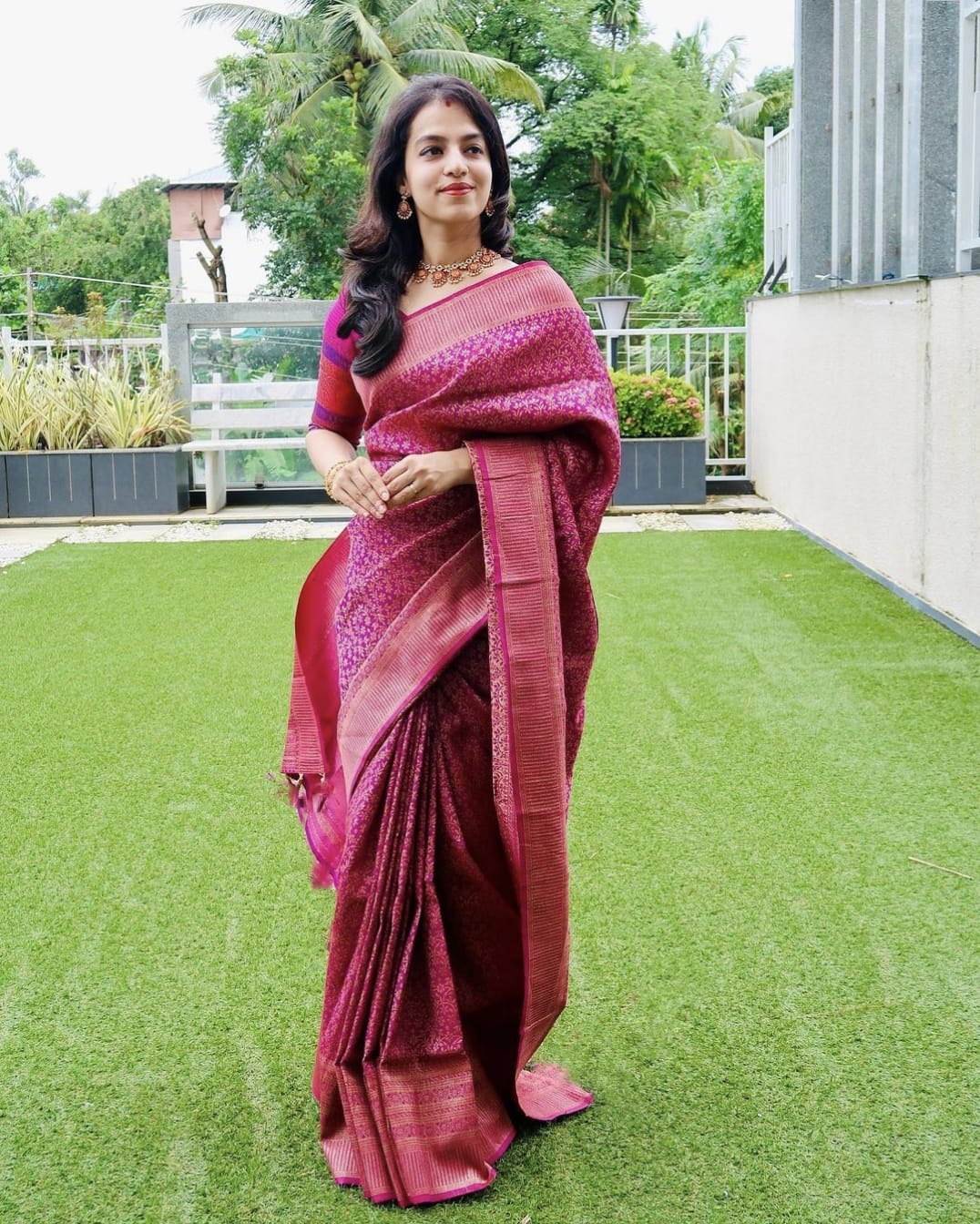 Soft Lichi Silk Saree  Rich Pallu & Jacquard Work