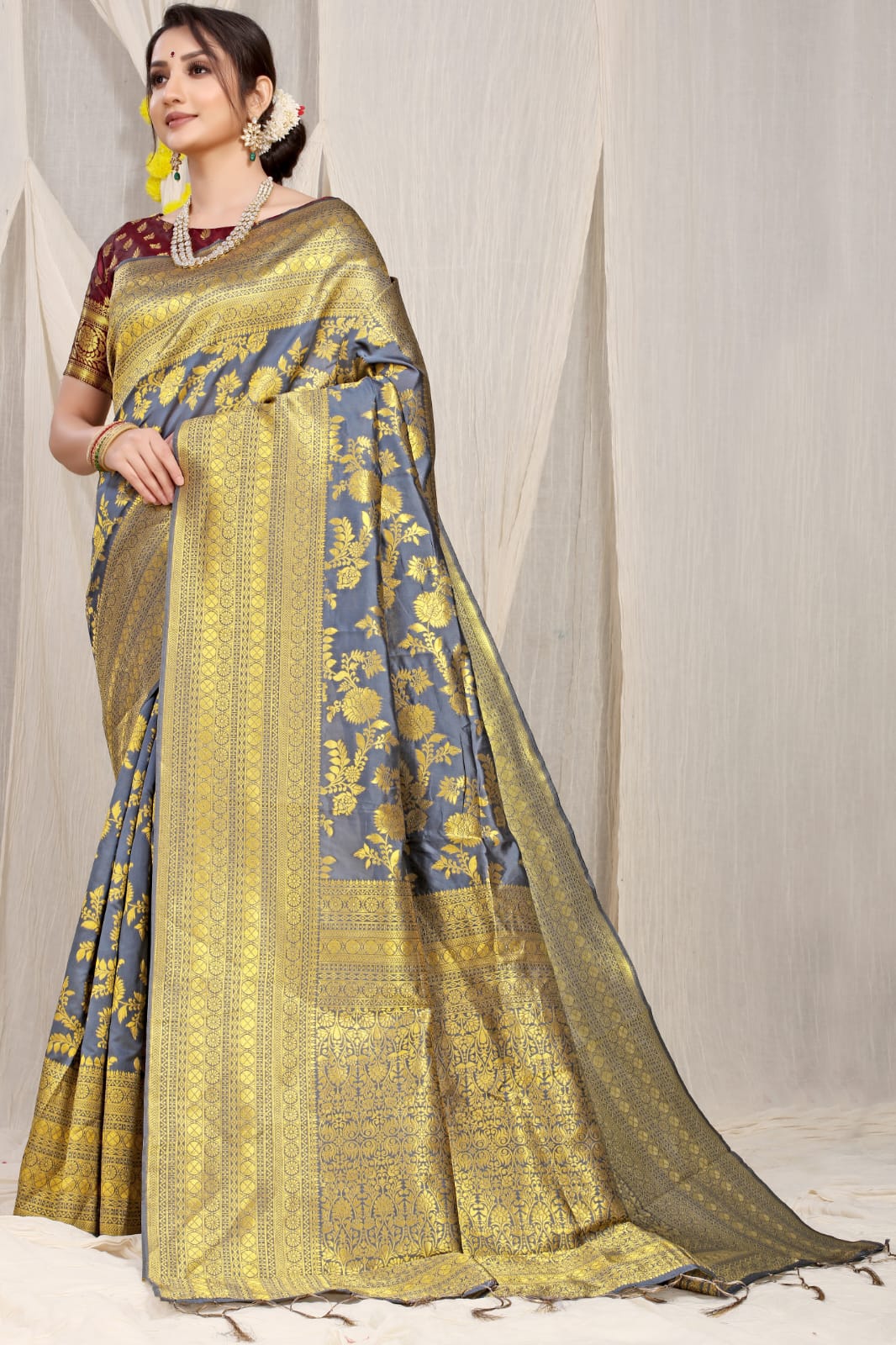 Grey Pure silk saree with gold Jari weaving work