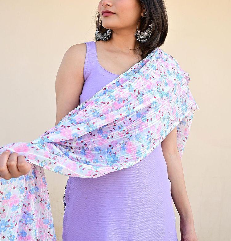Beautiful Lavender Maska Cotton Suit Set With Pent And Dupatta
