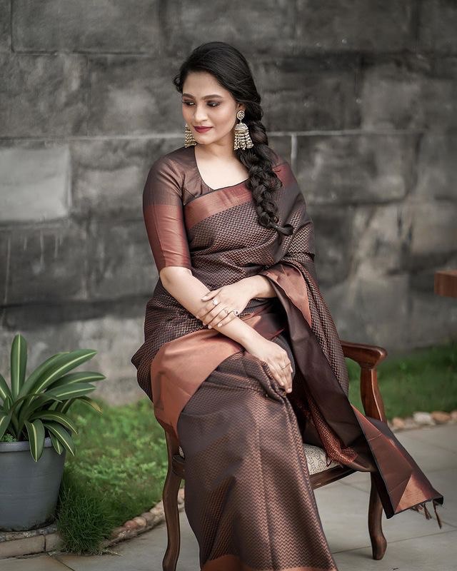 Lichi Silk Banarasi Saree