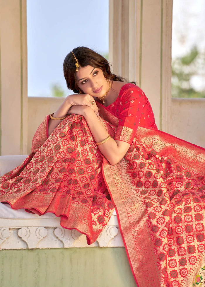 Red Soft Silk Bandhani Saree With Pure Jari Work