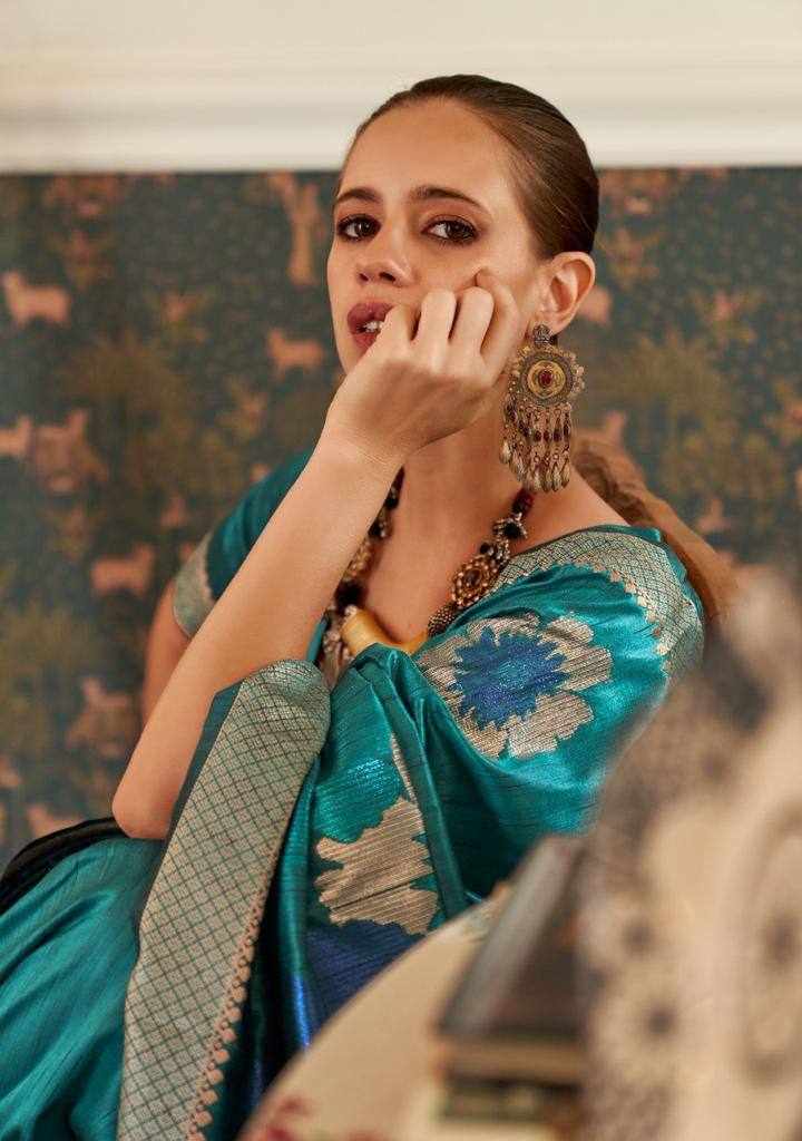 Sky Blue Handloom Weaving Silk Saree