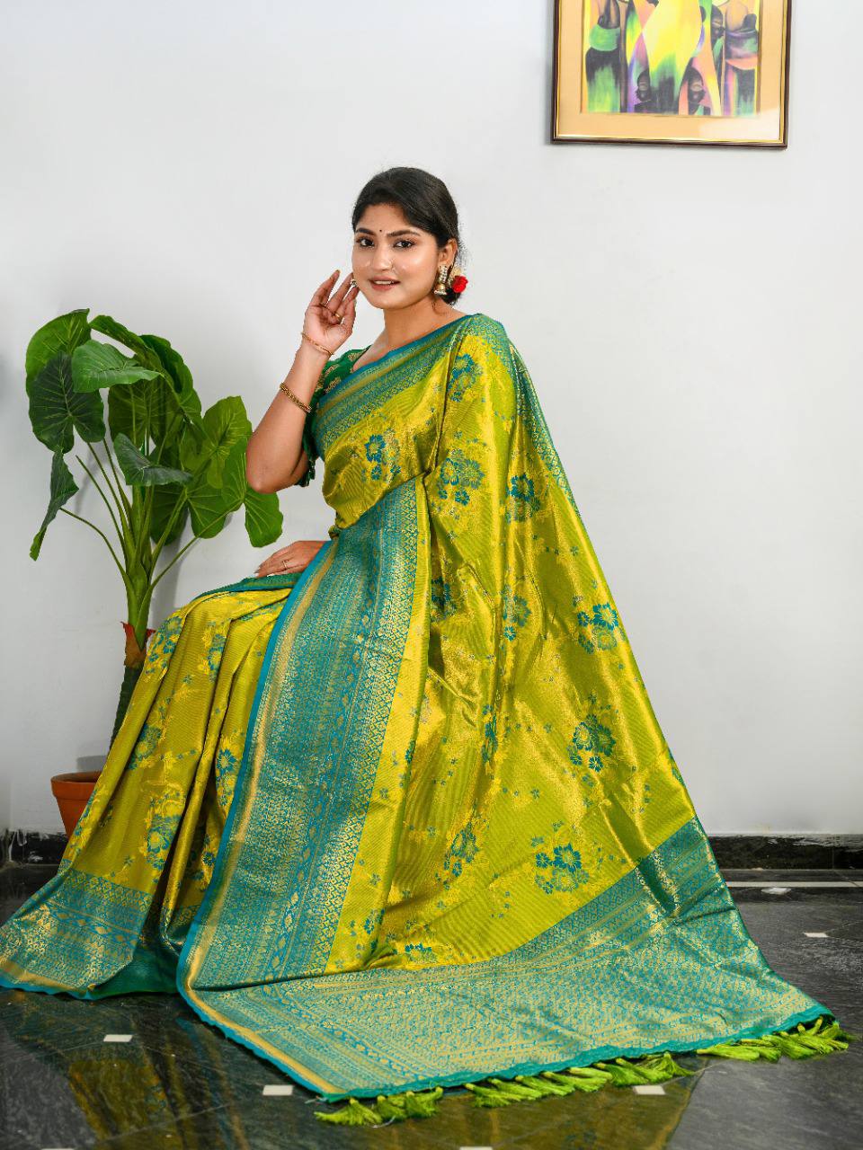Parrot Pure Heavy Golden Contrast Kanjeevaram Silk Saree