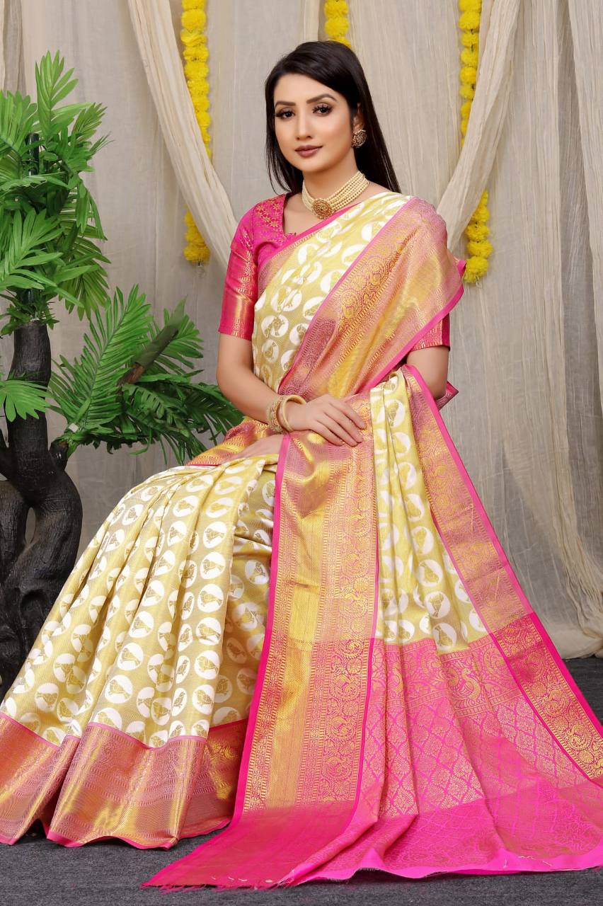Cream Kanchipuram Handloom Weaving Silk Saree