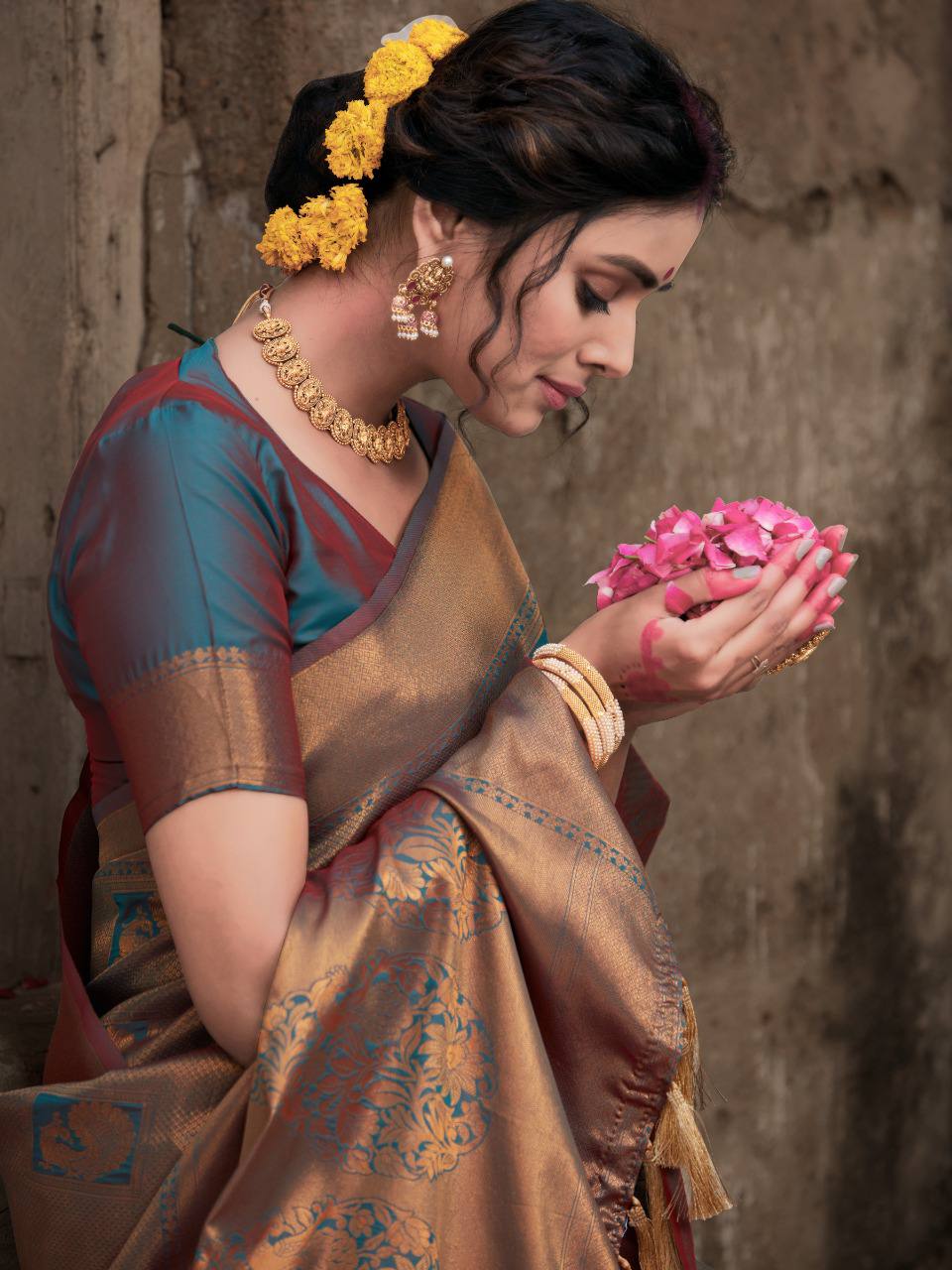 Teal Pure Softy Silk Saree With Handloom Zari