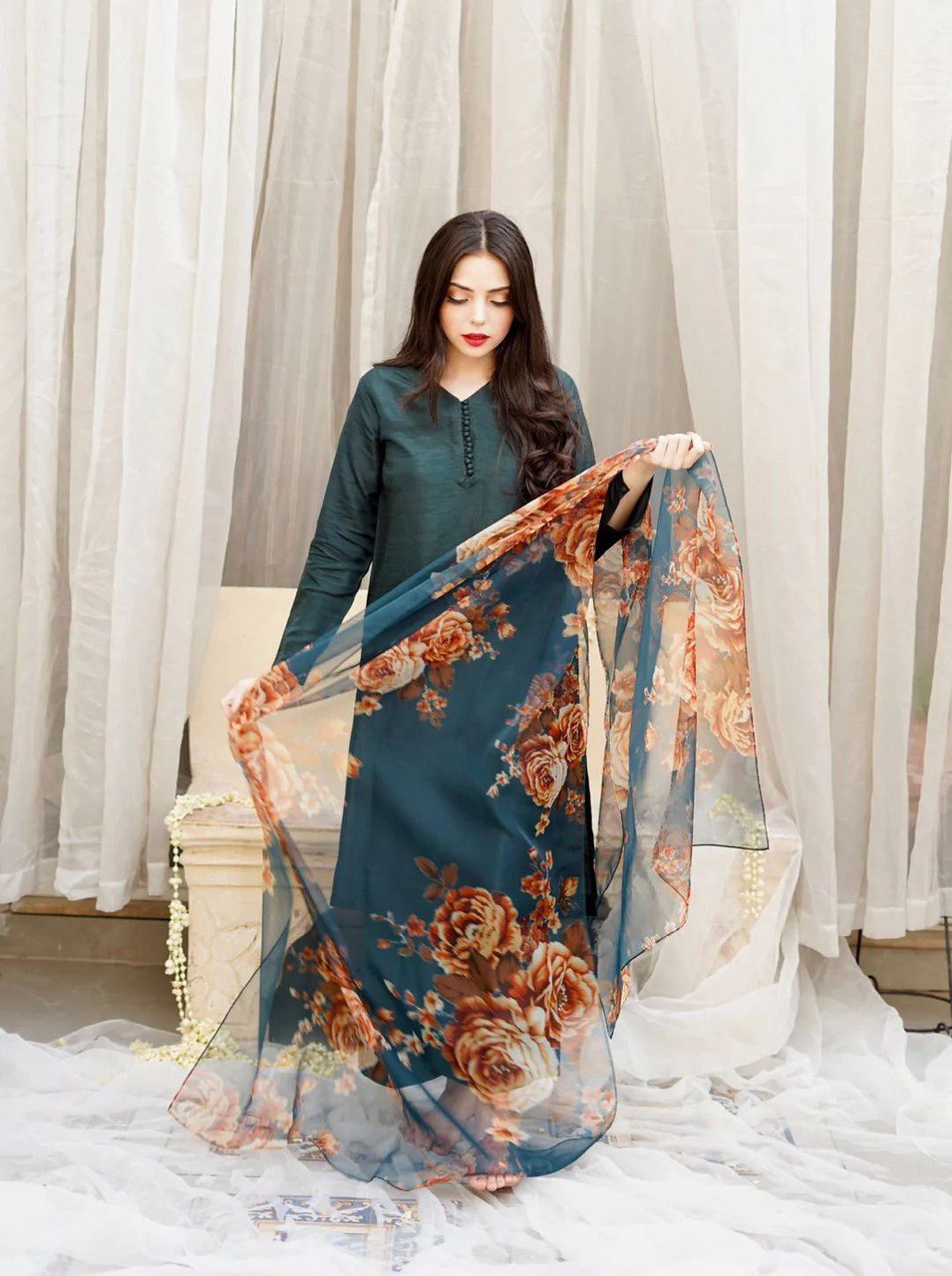 Beautiful Women's Kurta Set With Floral Print Dupatta