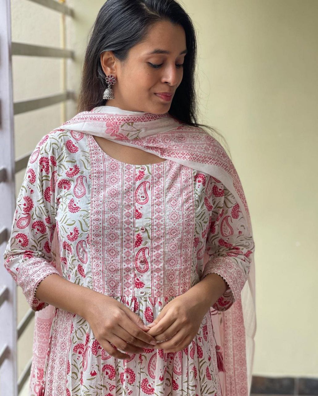White Pink Printed Kurti Set